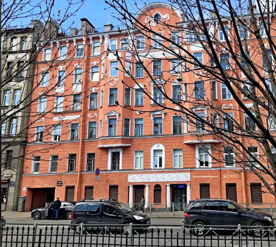 фасад дома, здание по адресу г Санкт-Петербург, Чкаловский пр-кт, д 54